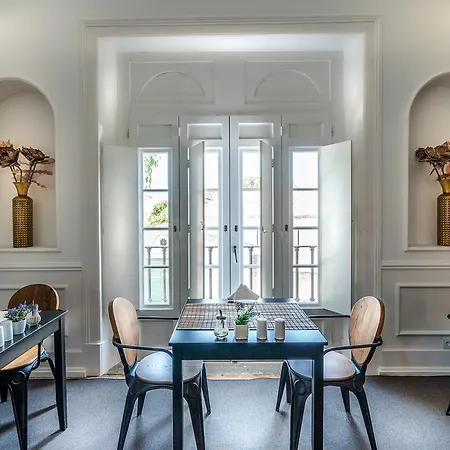 Pensionat Vasco Da Gama 4*